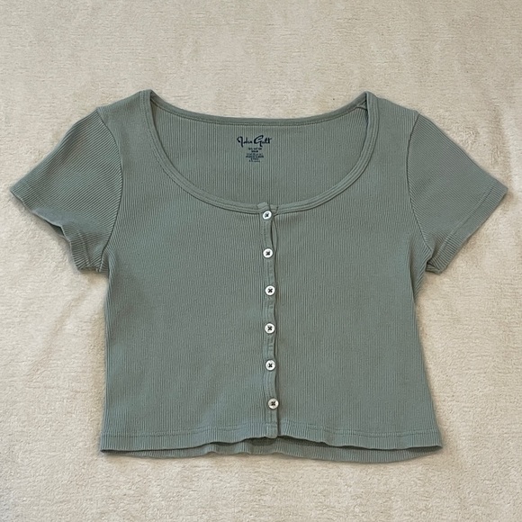 Brandy Melville Tops - NWOT Brandy Melville/John Galt Zelly Short Sleeve Top